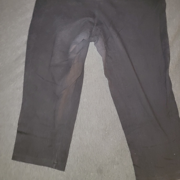 Torrid -2 Set - Capri Leggings - Size 2XL - Black - 2 Included - Picture 4 of 4